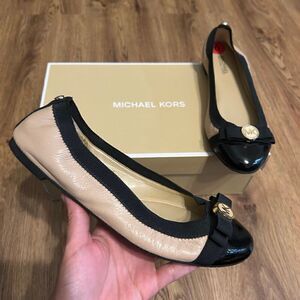 Michael Kors bow flats slip on shoes women’s 6